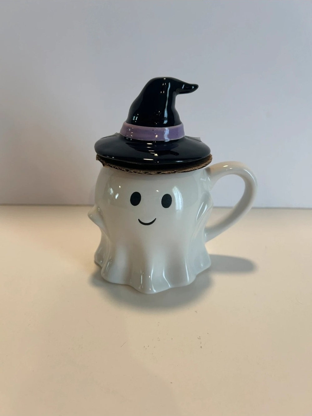 Cute Ghost Mug with Witch Hat Lid - White & Black